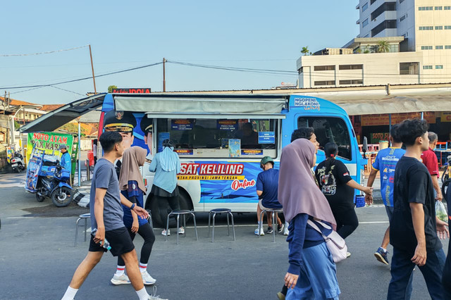 Pemprov Jateng berlakukan relaksasi pembebasan denda pajak kendaraan bermotor dan pajak progresif atas persetujuan Gubernur Ahmad Luthfi mulai 21 September hingga 28 Desember 2026. Foto: Dok. Pemprov Jateng
