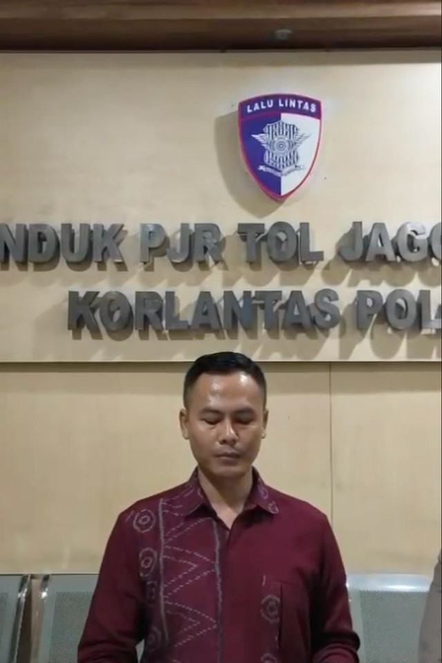 Pelaku pelecehan seksual di bus JR Connexion rute Blok M-'Bogor membacakan surat pernyataan. Foto: Dok. Istimewa
