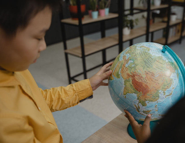 Mampukah generasi muda menghadapi perubahan dunia? Foto oleh Tima Miroshnichenko dari Pexels: https://www.pexels.com/id-id/foto/sekolah-siswa-murid-pelajar-5428253/