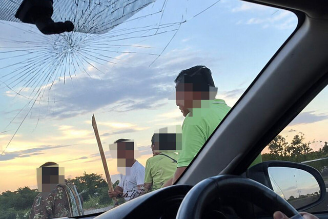Pelaku perusakan mobil di Sarolangun, Jambi. Foto: Dok. Istimewa