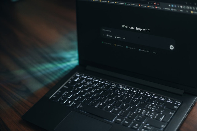 Ilustrasi Kecerdasan Buatan Menggantikan Peran Akuntan Manajemen di PT Teknologi Indonesia. Foto: Unsplash/Aerps.com