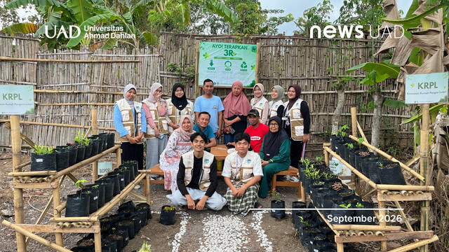 Mahasiswa KKN Universitas Ahmad Dahlan (UAD) hadirkan pojok edukasi 3R untuk dorong kepedulian lingkungan (Foto. KKN UAD).jpg