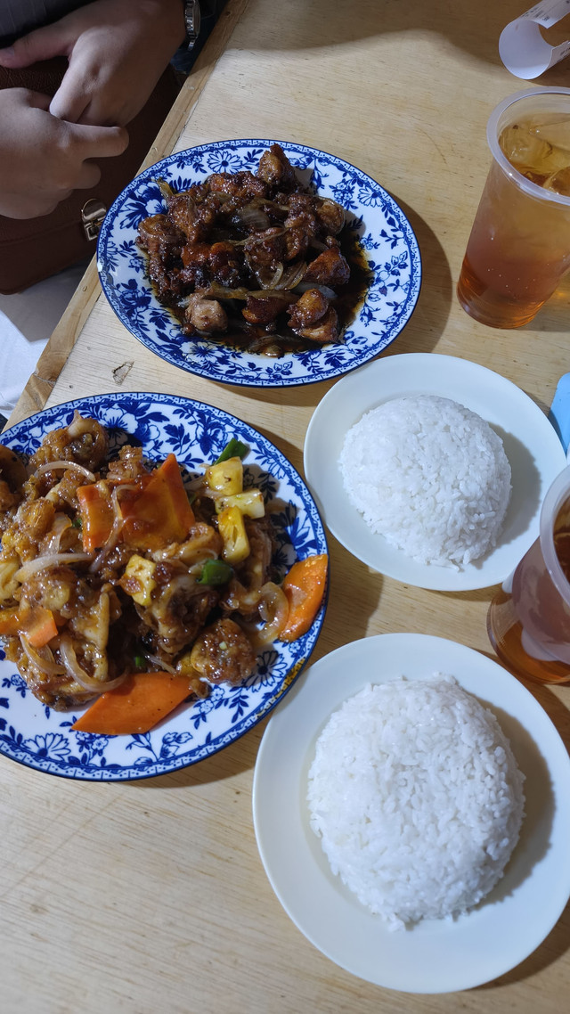 Menu makanan di brok m. Sumber foto: dokumentasi pribadi