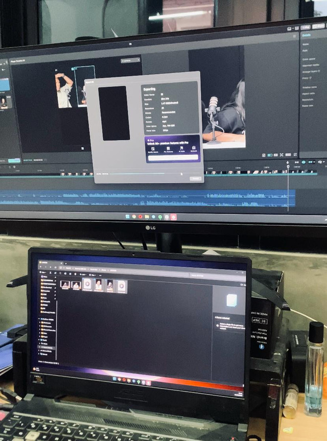 Saya Membantu Proses Editing Podcastnya di Kantor GMEDIA Yogyakarta.