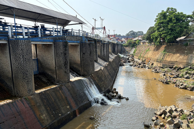 Bendungan Katulampa, Kota Bogor, Jawa Barat, Minggu (20/9/2026). Foto: Muhammad Fhandra Hardiyon/kumparan