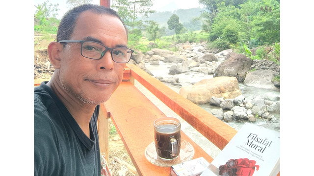 Penikmat kopi