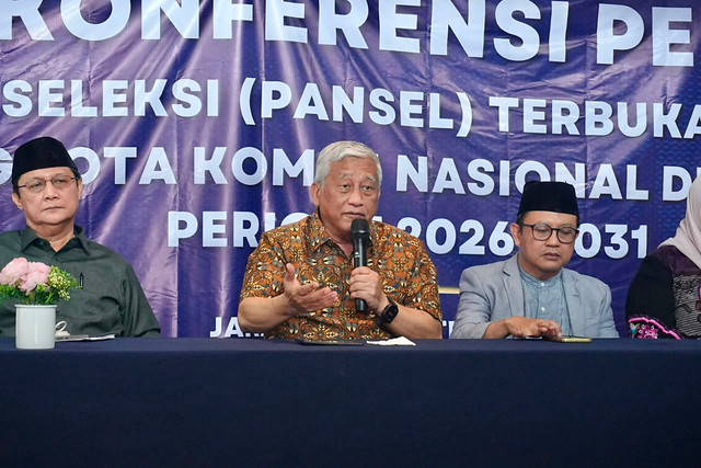 Ketua Pansel Mohammad Nuh umumkan pendaftaran seleksi anggota Komisi Nasional Disabilitas resmi ditutup dengan total 869 pendaftar di Jakarta, Senin (21/9/2026). Foto: Kemensos RI