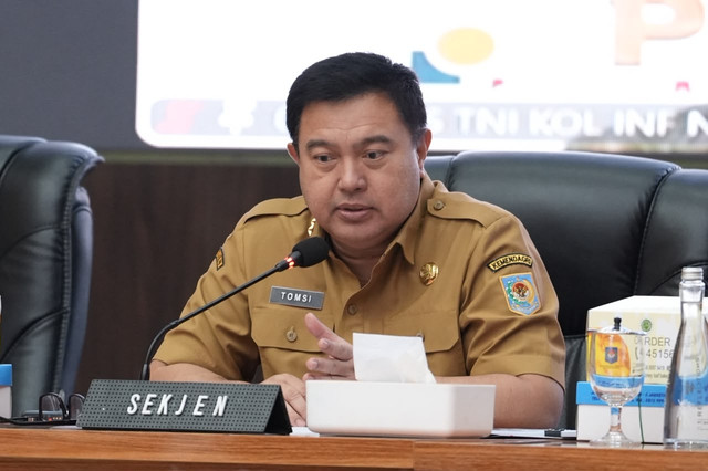 Sekjen Kemendagri Tomsi Tohir minta evaluasi intervensi harga pangan dan penanganan inflasi di daerah dalam Rakor Pengendalian Inflasi Daerah di Jakarta, Senin (21/9/2026). Foto: Kemendagri RI