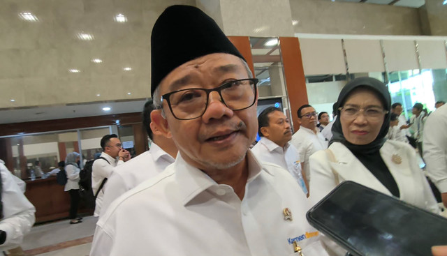 Mendikdasmen Abdul Mu'ti di Kompleks Parlemen, Senayan, Jakarta, Senin (21/9/2026). Foto: Nasywa Athifah/kumparan