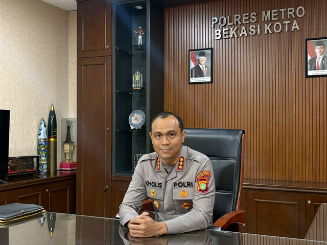 Kapolres Bekasi Kota Kombes Pol Putu Kholis. Foto: Rayyan Farhansyah/kumparan