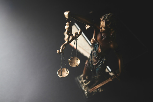 Ilustrasi Penipuan dalam Kehidupan Sehari-hari. Foto: Unsplash.