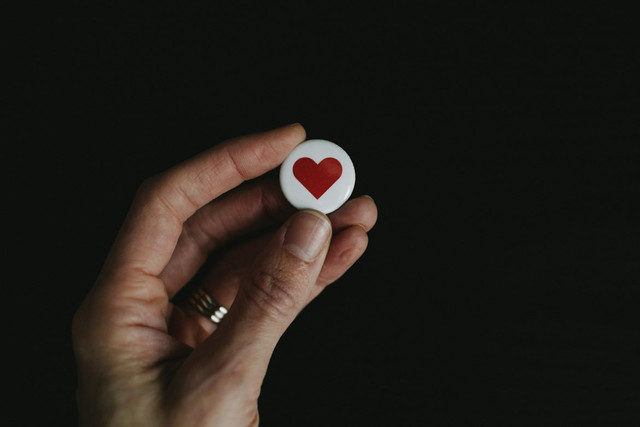 Ilustrasi keras hati adalah. Foto: Unsplash.com/Kelly Sikkema