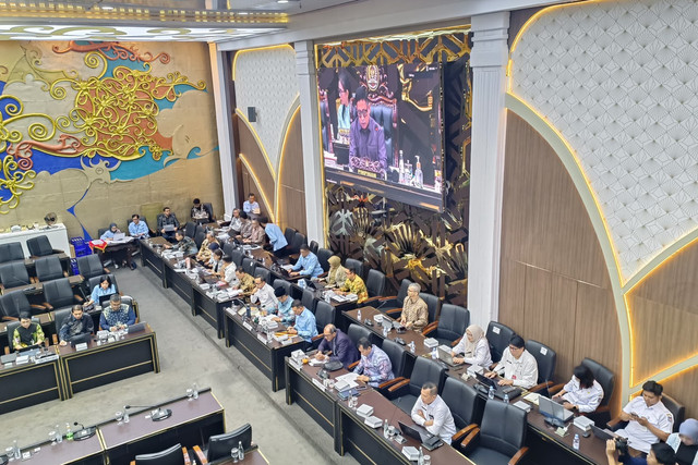 Suasana rapat Baleg DPR dengan Pemerintah soal RUU Satu Data di Kompleks Parlemen, Senayan, Jakarta, Rabu (23/9/2026). Foto: Nasywa Athifah/kumparan