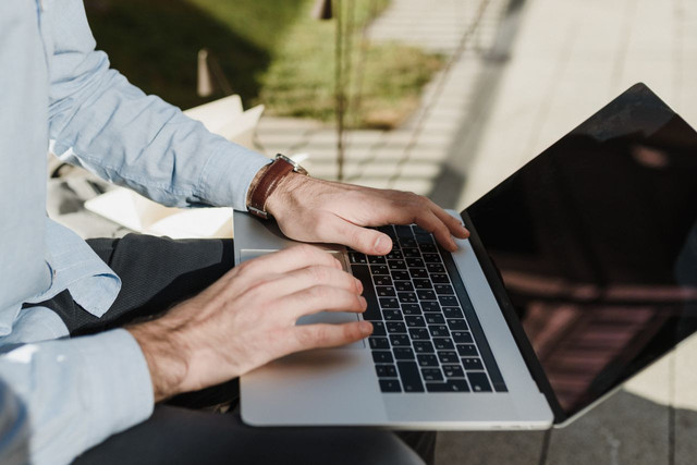 Ilustrasi membahas link download panduan ASN Digital. Foto: Pexels