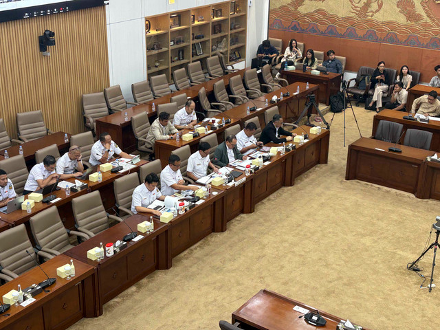 Rapat Kerja PT KAI bersama Komisi VI DPR RI di Gedung Parlemen, Jakarta pada Rabu (23/9/2026). Foto: Argya D. Maheswara/kumparan