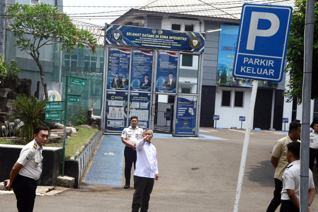 Anggota Ombudsman RI Fikri Yasin melakukan inspeksi mendadak (sidak) di Lapas Kelas IIA Cibinong, Kabupaten Bogor, Jawa Barat, Rabu (23/9/2026). Foto: Yulius Satria Wijaya/ANTARA FOTO