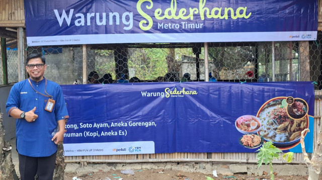 Sinergi DT Peduli Metro dan YBM PLN gulirkan Program UMKM Warung Sederhana milik Andri Yanti (Sumber: DT Peduli)