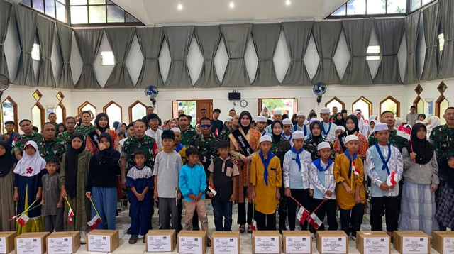 Kegiatan Tali Asih DANPUSTERAD bersama DT Peduli, Bahagiakan Ratusan Anak-anak Yatim (Sumber: DT Peduli)