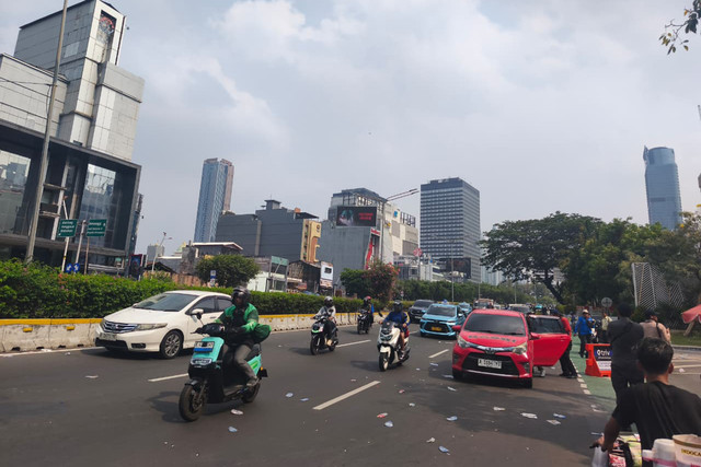 Kondisi lalu lintas Jalan Jenderal Sudirman usai aksi penyampaian pendapat oleh Kelompok Buruh, Jakarta, Kamis (24/9/2026). Foto: Aditya Nugraha/kumparan