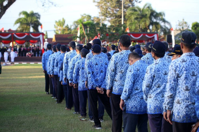  Ilustrasi ASN. Foto: pakww/Shutterstock