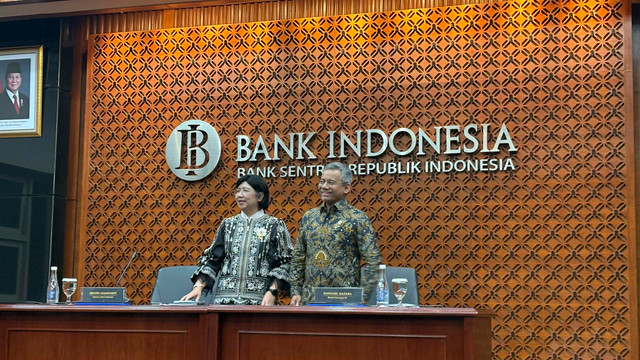 Konferensi pers Gubernur BI Destry Damayanti dan Menteri Keuangan Suahasil Nazara di Kantor Pusat BI, Kamis (24/9/2026). Foto: Fariza Rizky Ananda/kumparan