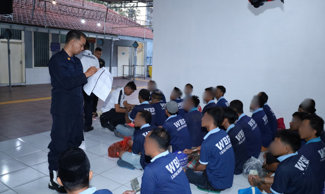 Cegah Overcrowding, Lapas Mojokerto Lakukan Pemindahan Narapidana ke Lapas Kelas I Madiun dan Lapas Pemuda Kelas IIA Madiun (Foto:HumasLapasMoker)