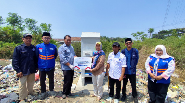 Peresmian Fasilitas Incinerator Sampah di Desa Citemu, Kec. Mundu, Cirebon, bersinergi dengan Kelompok 18 KKN UIN Siber Syekh Nurjati (Sumber: DT Peduli)