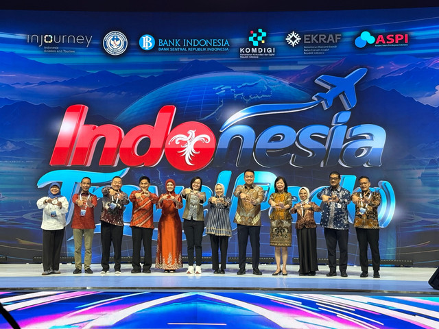 Deputi Gubernur Senior BI Aida S. Budiman dan lain-lain dalam gelaran FEKDI x IFSE 2026 di JCC Senayan, Jakarta Pusat, Sabtu (26/9). Foto: Widya Islamiati/kumparan