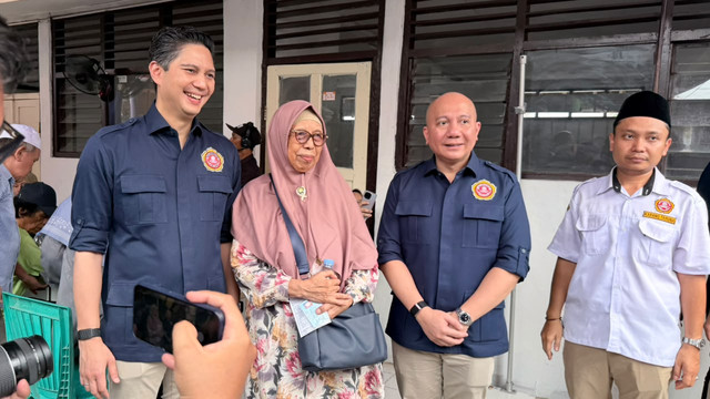 Ketua Umum PNKT Budisatrio Djiwandono bersama jajaran pimpinan dan menteri kabinet hadiri peringatan Harlah ke-66 Karang Taruna di Kampung Melayu, Tebet, Jakarta Selatan, Sabtu (26/9/2026). Foto: Dok. Kemensos