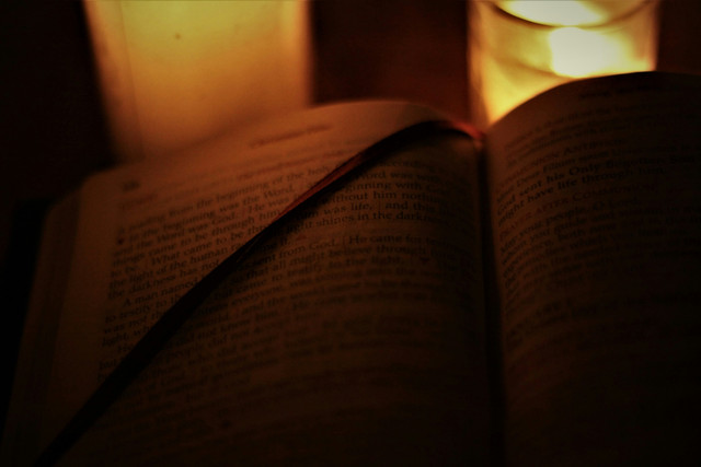 Kitab lama, Foto: Unsplash
