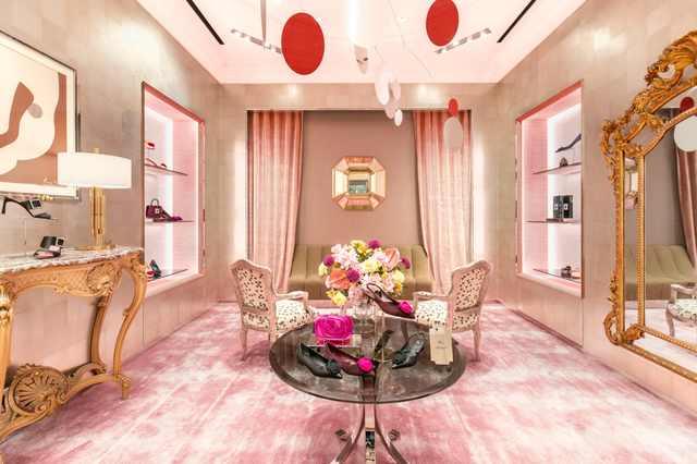 Butik Pertama Roger Vivier di Plaza Indonesia. Foto: Roger Vivier
