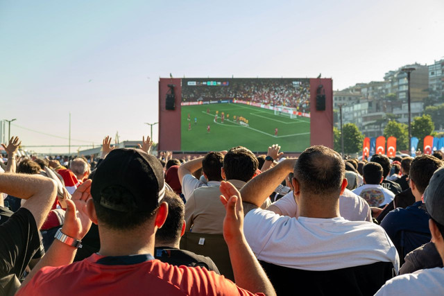 Ilustrasi Tempat Nobar Indonesia vs Malaysia di Jakarta. Foto: Pexels