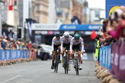 2023 UCI Cycling World ChampionshipsFariba Hashimi, Yulduz Hashimi and Zahra Rezayee of Afghanistan.https://www.shutterstock.com/id/editorial/image-editorial/fariba-hashimi-yulduz-zahra-rezayee-afghanistan-14046800bz