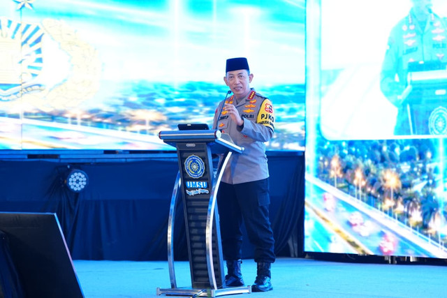 Kapolri Jenderal Pol Listyo Sigit Prabowo menghadiri Pengenalan Kehidupan Kampus bagi Mahasiswa Baru (PKKMB) Universitas Muhammadiyah Sumatera Utara (UMSU) Tahun 2026 di Medan, Sumatera Utara, Senin (28/9/2026). Foto: Polri