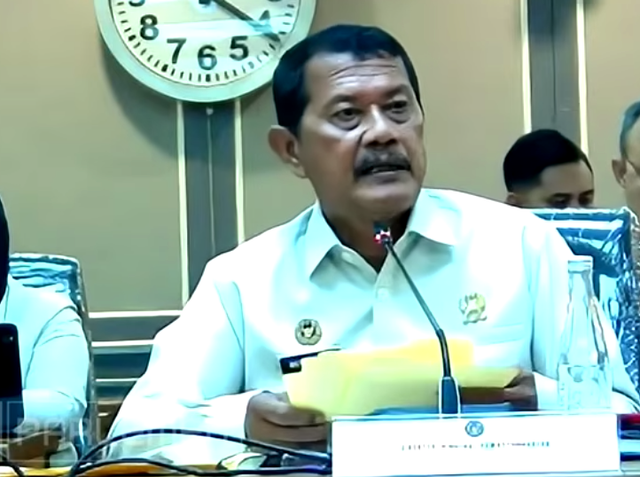 Dirjen PAS Irjen Pol (Purn) Mashudi dalam RDP soal Lapas Cibinong, Senin (29/9/2026). Foto: Youtube/ TV Parlemen