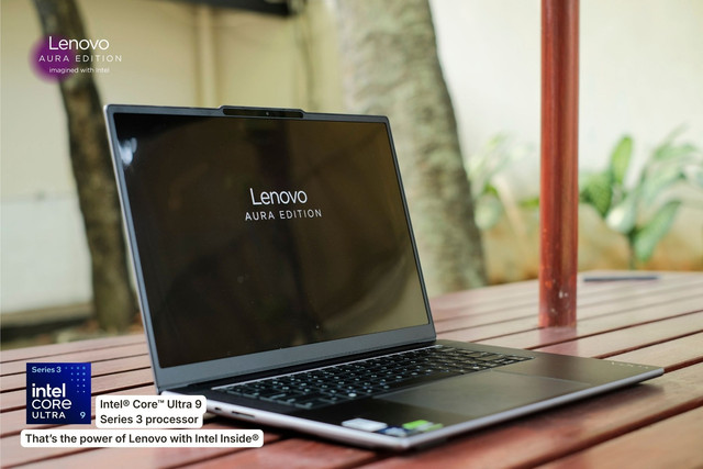 Lenovo Yoga Pro 7i Aura Edition Gen 11. Foto: Akbar Mubarak/kumparan