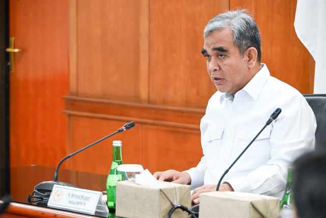 Ketua MPR RI Ahmad Muzani melakukan kunjungan kerja ke industri strategis PT Pindad (Persero) di Bandung, Jawa Barat, Senin (28/9/2026). Foto: Dok. Istimewa