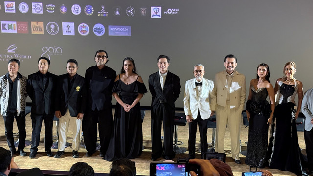 Konferensi pers film Kuasa Gelap 2: Perjanjian Darah di Kawasan Gandaria, Jakarta Selatan, Senin (28/9/2026). Foto: Aprilandika Pratama/kumparan