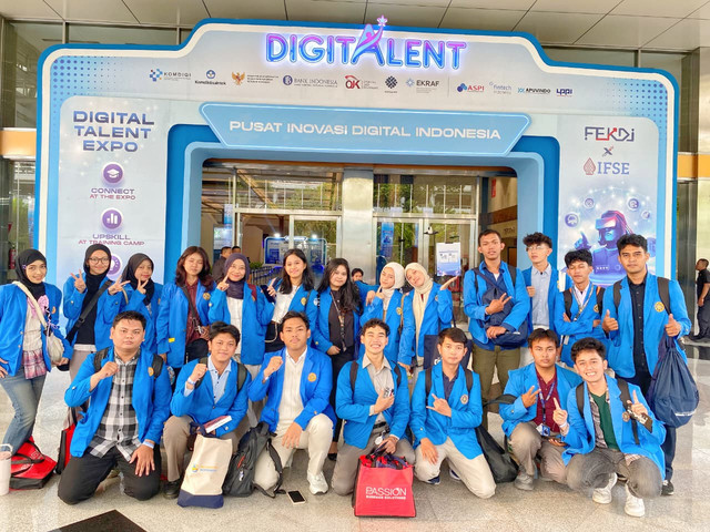 20 mahasiswa Universitas Pamulang dalam kegiatan DIGITALENT EXPO 2026