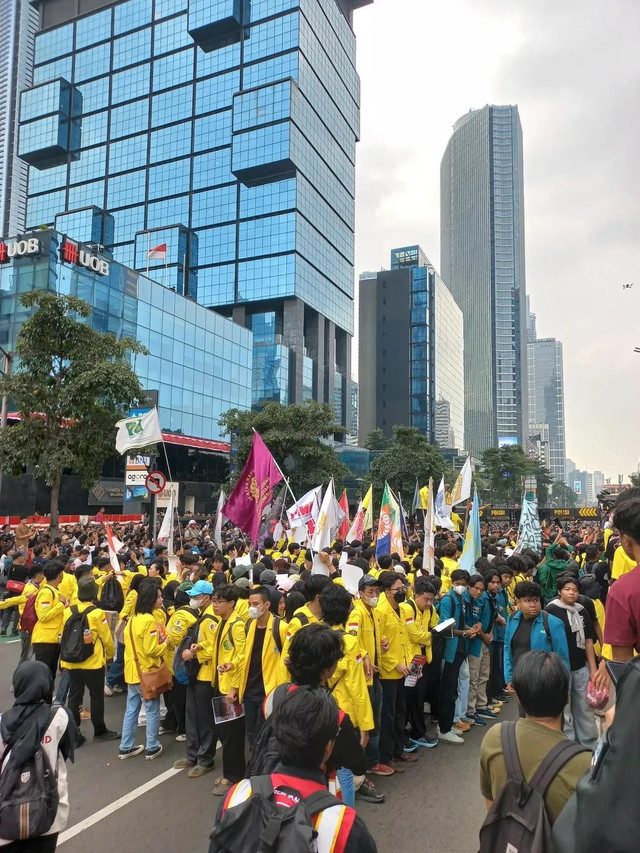 Aksi Mahasiswa di Bundaran HI