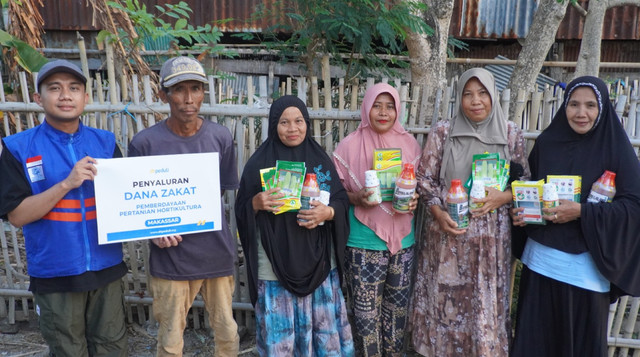 Penyaluran Dana Zakat untuk Kebutuhan Kelompok Tani Hortikultura di Desa Palajau, Arungkeke, Kab. Jeneponto (Sumber: DT Peduli)