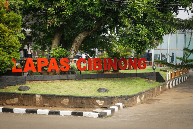 Suasan kawasan pintu masuk Lapas Kelas IIA Cibinong, Bogor, Jawa Barat, Rabu (30/9/2026). Foto: Iqbal Firdaus/kumparan
