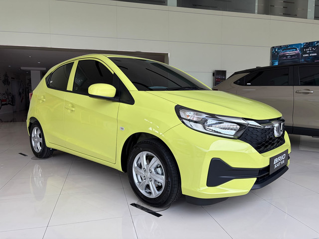 Honda Brio Satya S CVT di Honda Imora Sentul City, Bogor, Rabu (30/9/2026). Foto: Syahrul Ghiffari/kumparan