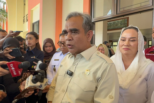 Ketua MPR Ahmad Muzani dan Wakil Ketua MPR Edhie Baskoro Yudhoyono (Ibas) saat ditemui usai Kunjungan Kerja Delegasi Pimpinan MPR ke Daerah Perbatasan Kab Natuna, Prov Kepulauan Riau, Rabu (30/9/2026). Foto: Nauval Pratama/kumparan