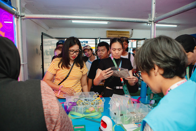 Pengunjung yang hadir di #PuntungBeruntung HUB pada Pestapora 2026. Foto: Dok. Istimewa