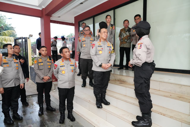 Wakapolri Komjen Pol. Dedi Prasetyo tinjau transformasi pendidikan dan kesiapan fasilitas Sepolwan Lemdiklat Polri yang terapkan OBE dan LMS dalam membentuk Polwan kompeten di Jakarta, Rabu (30/9/2026).