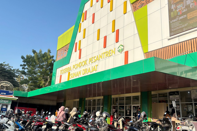 Pesantren Sunan Drajat. Foto: Ave Airiza Gunanto/kumparan