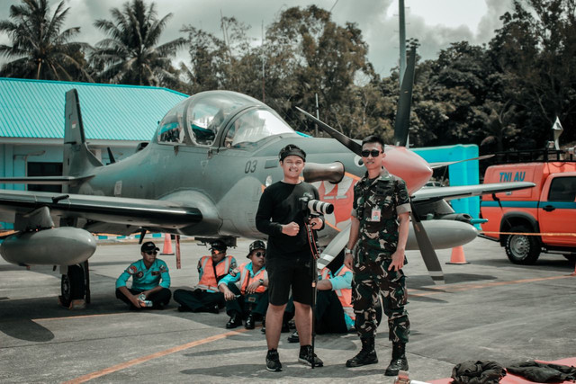 Ilustrasi membahas contoh surat izin instansi untuk daftar anggota TNI AU 2026. Foto: Pexels