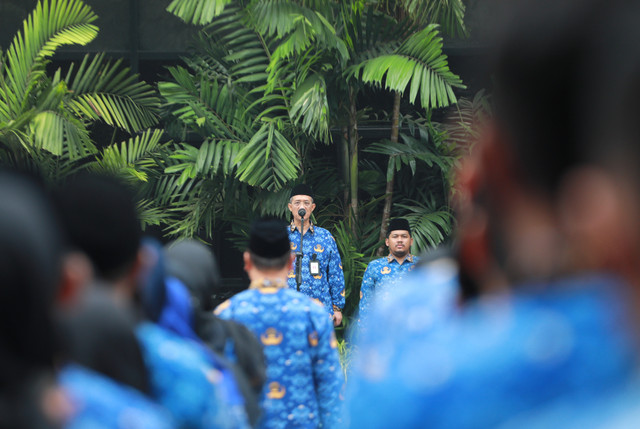 Kementerian Sosial (Kemensos) gelar upacara peringatan Hari Kesaktian Pancasila 2026 di kantor Kemensos, Jakarta Pusat, Kamis (1/10/2026). Foto: Kemensos RI