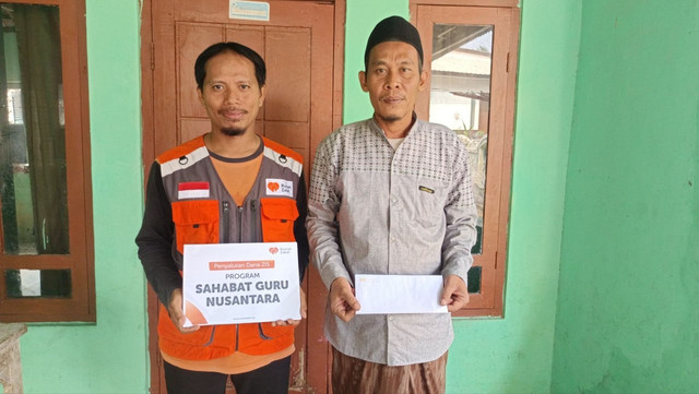 Rumah Zakat Salurkan Bantuan untuk Guru Ngaji dan Madrasah di Cilegon dan Serang 2026